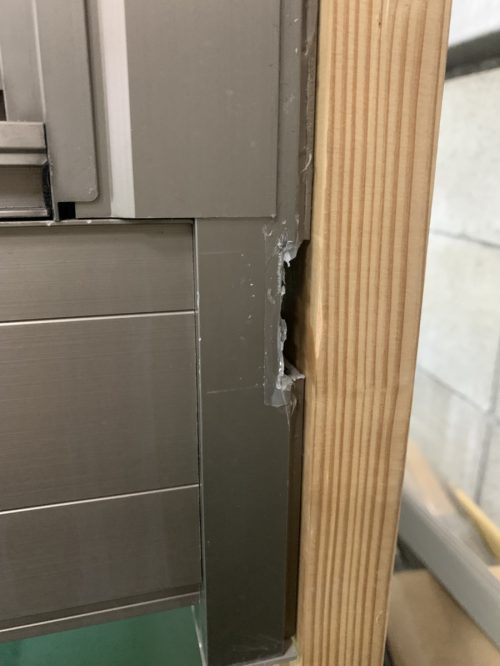 切欠きあります